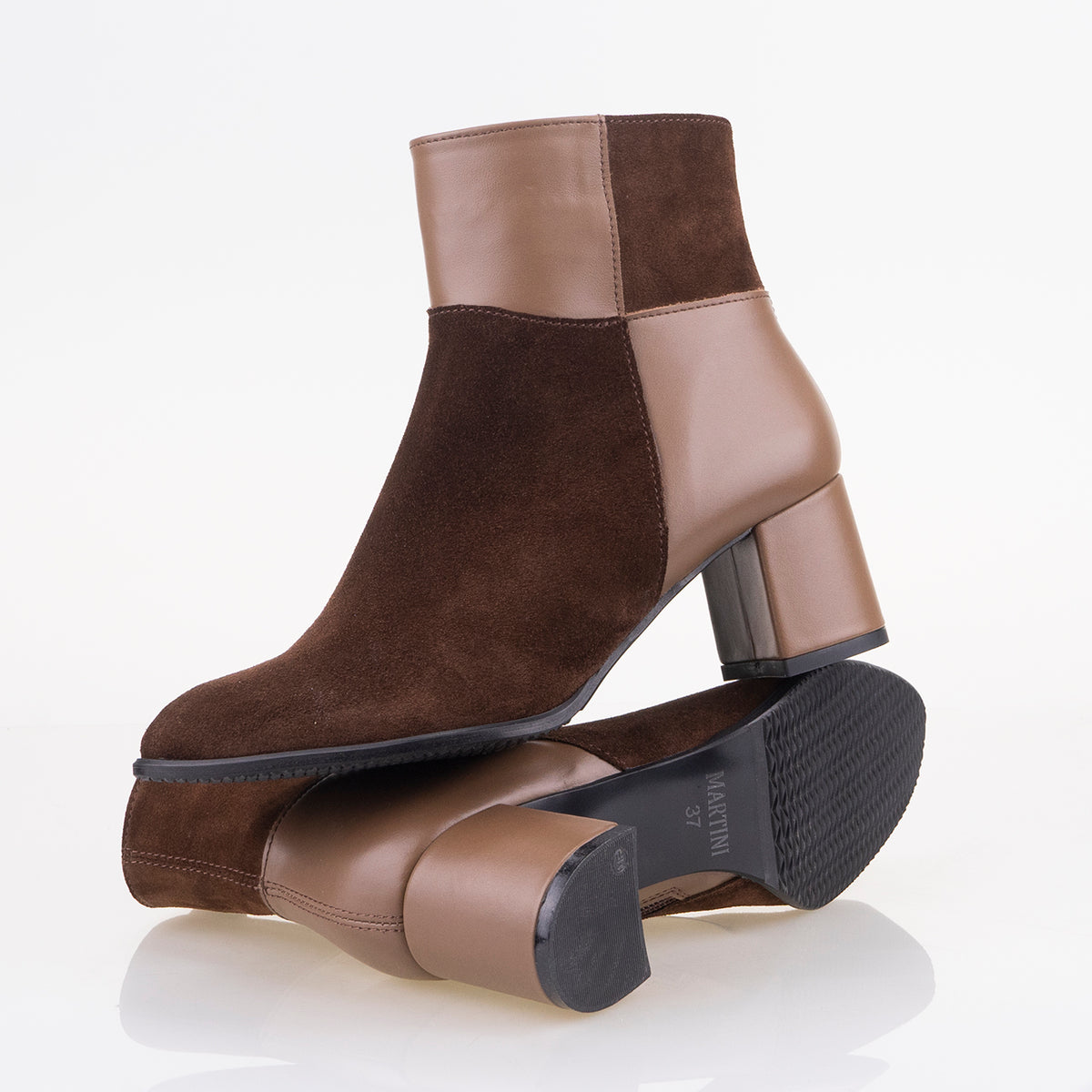 ЕЛЕГАНТНИ БОТИ SOFIA