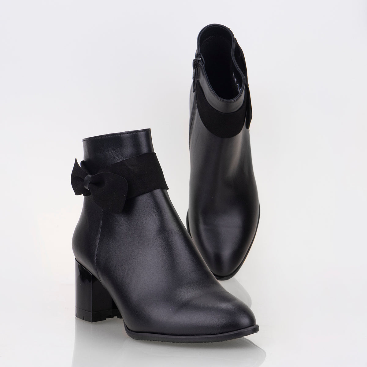 ЕЛЕГАНТНИ БОТИ GEMMA 2