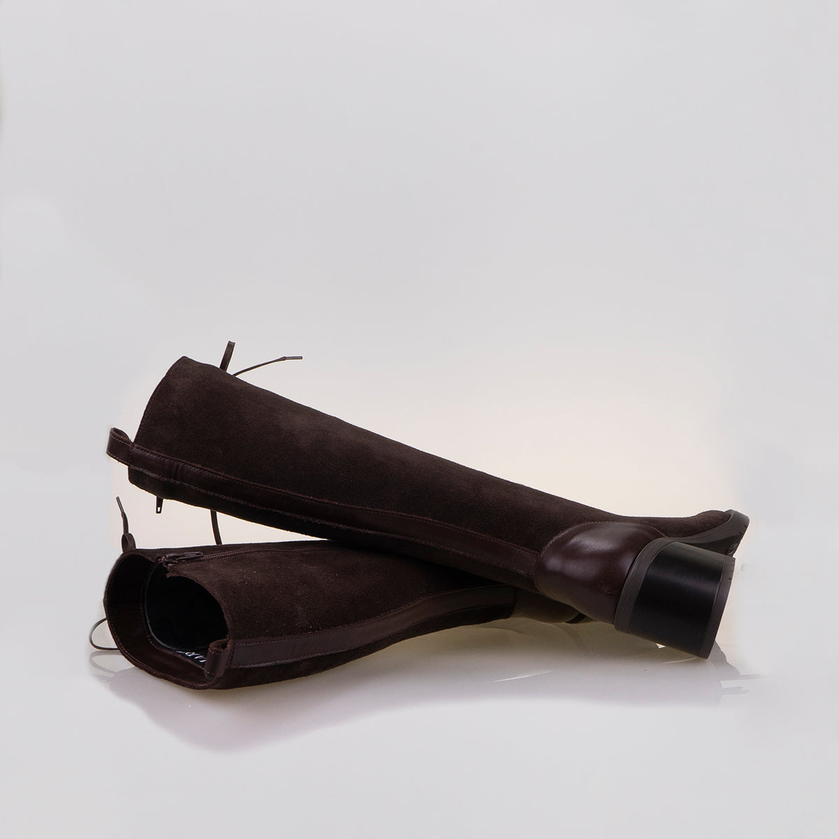 ДАМСКИ БОТУШИ JANNIE