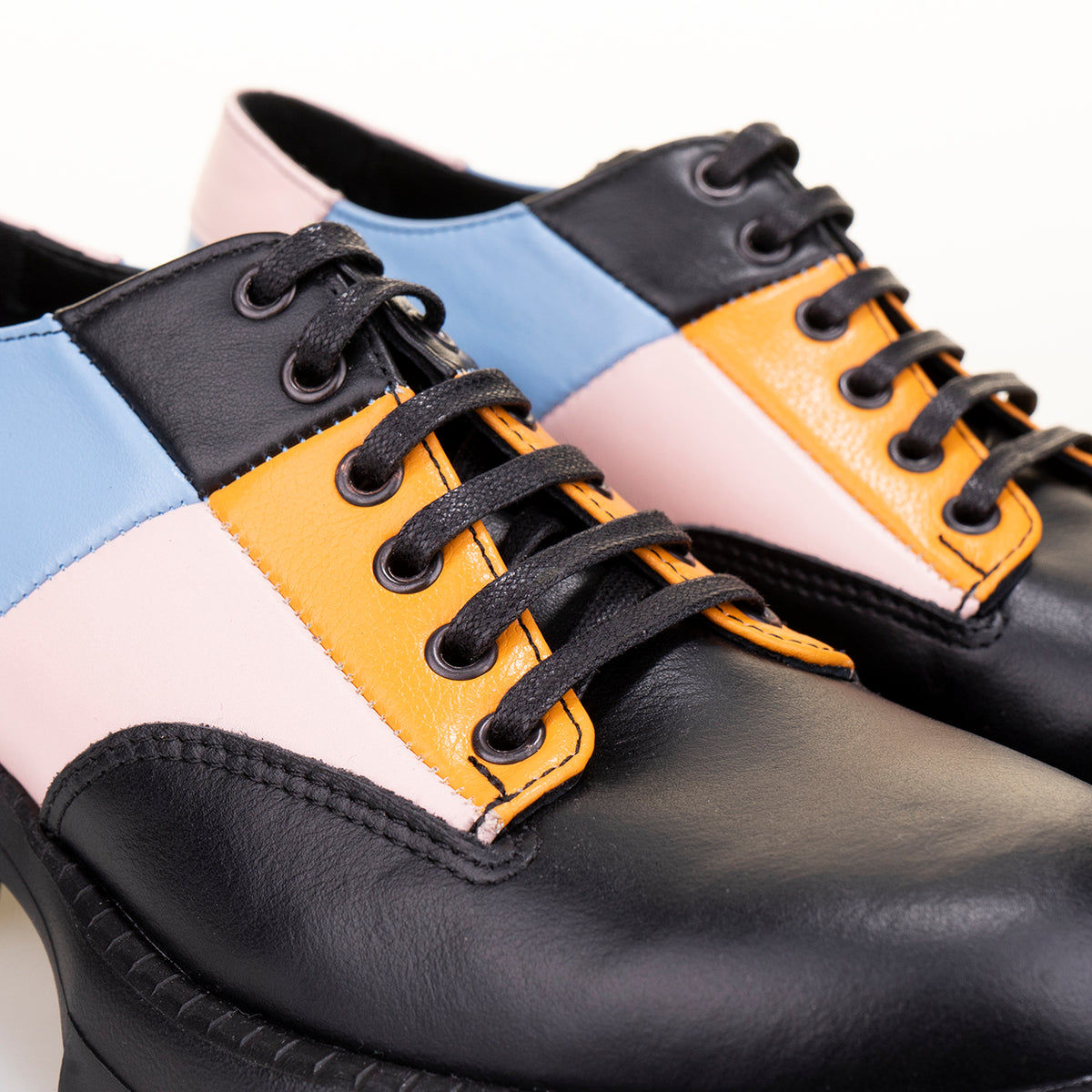 ДАМСКИ ОБУВКИ BIBIANA LIMITED EDITION