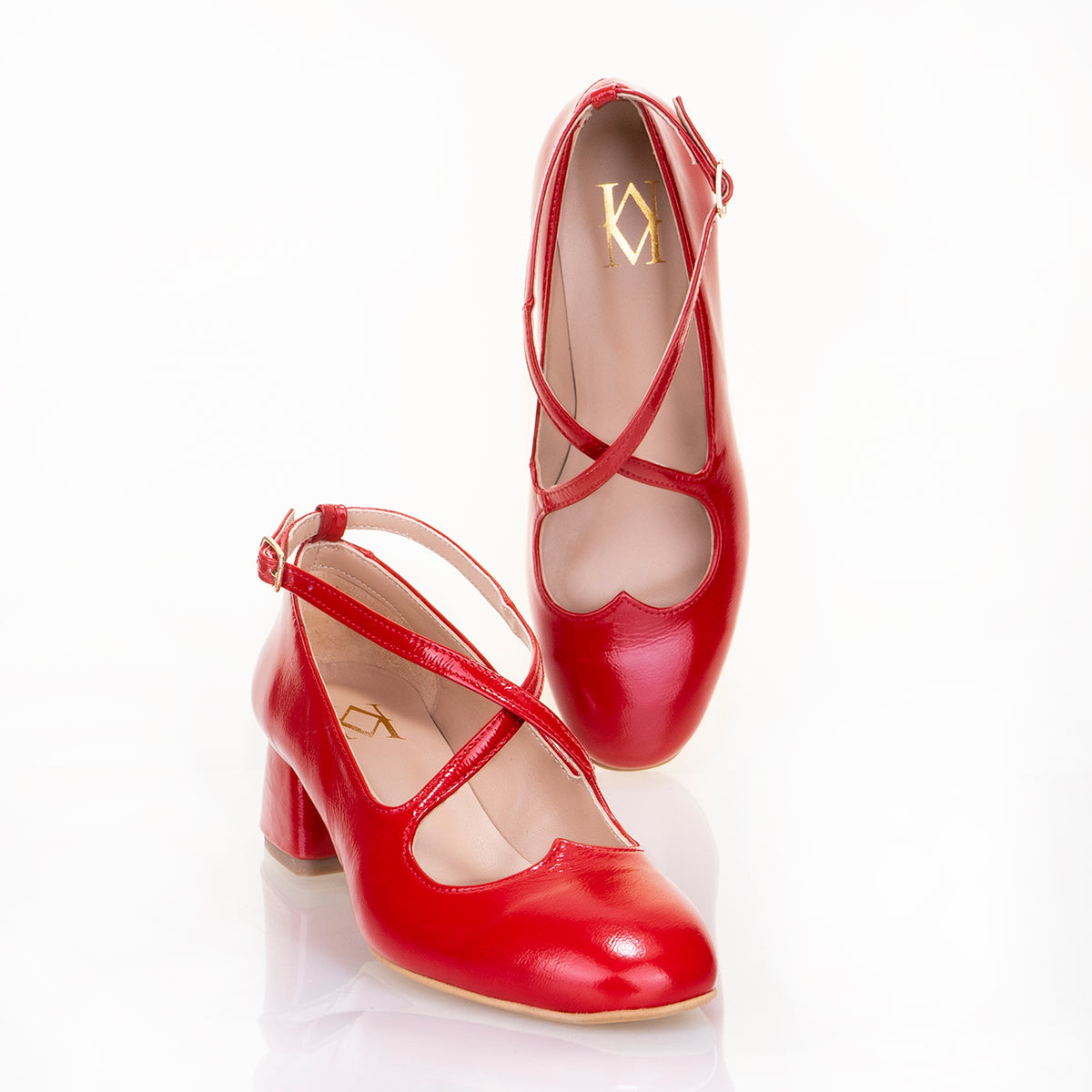 ЕЛЕГАНТНИ ОБУВКИ VALENTINA