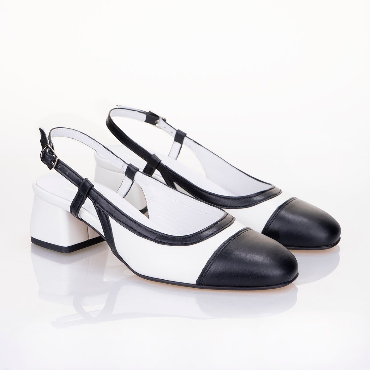 ДАМСКИ ОБУВКИ RENNET