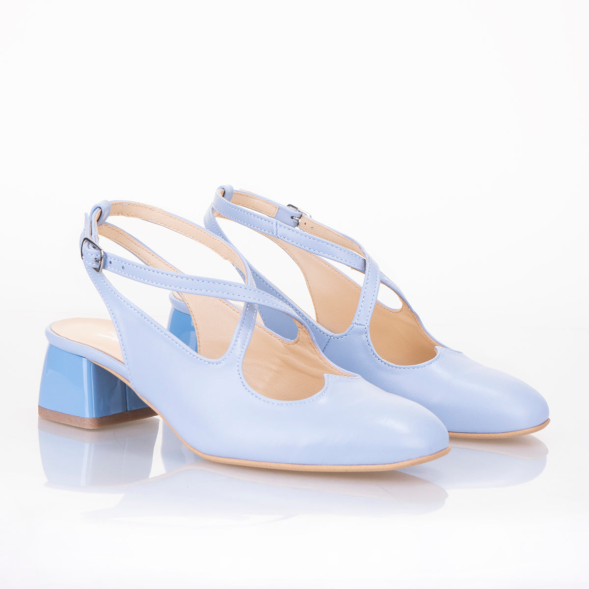 ЕЛЕГАНТНИ ОБУВКИ LOVELY