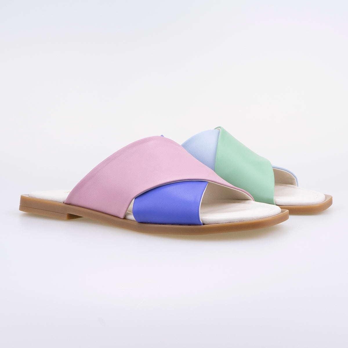 ДИЗАЙНЕРСКИ ЧЕХЛИ RHODES