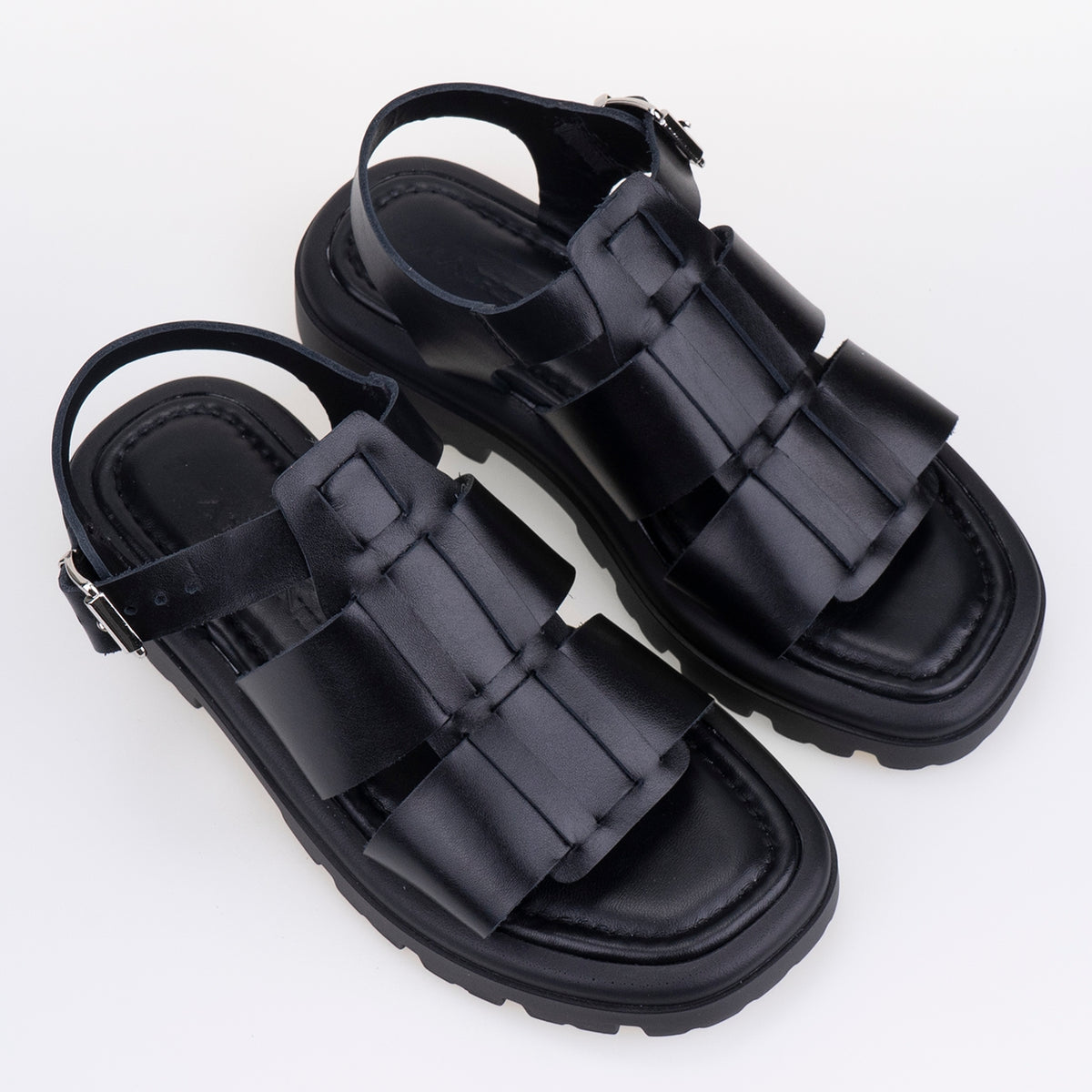 ДАМСКИ САНДАЛИ AMAHLE