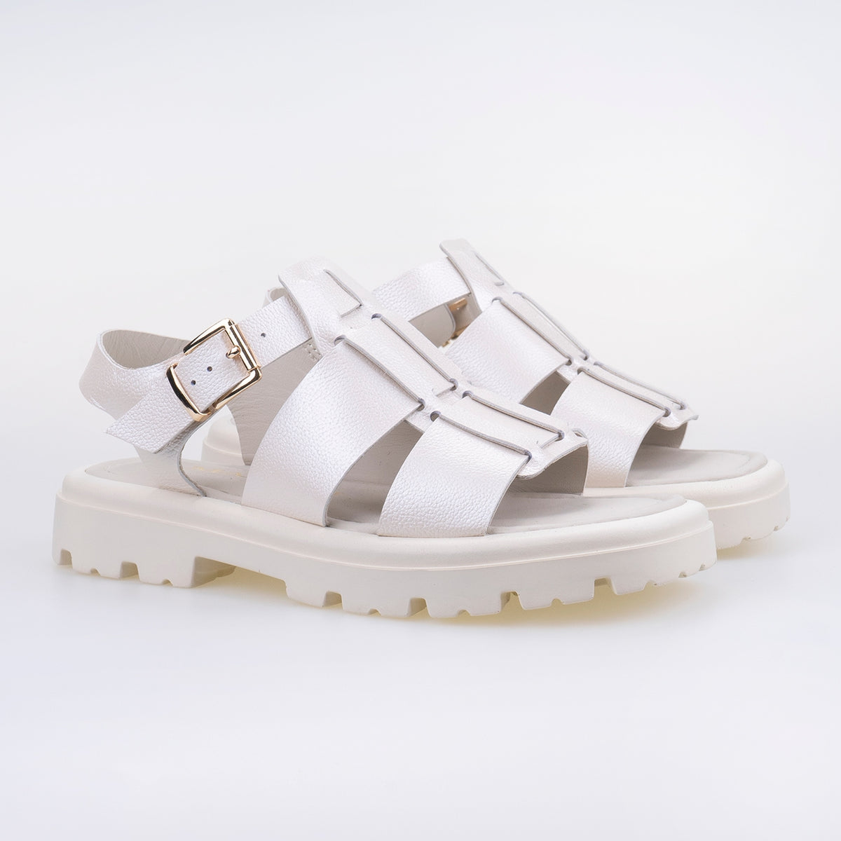 ДАМСКИ САНДАЛИ AMAHLE