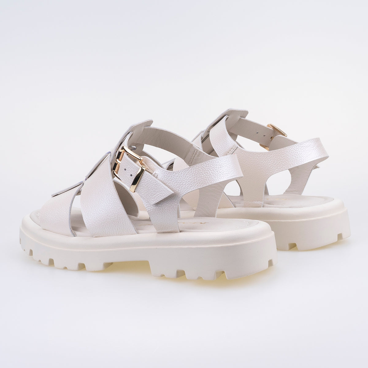 ДАМСКИ САНДАЛИ AMAHLE